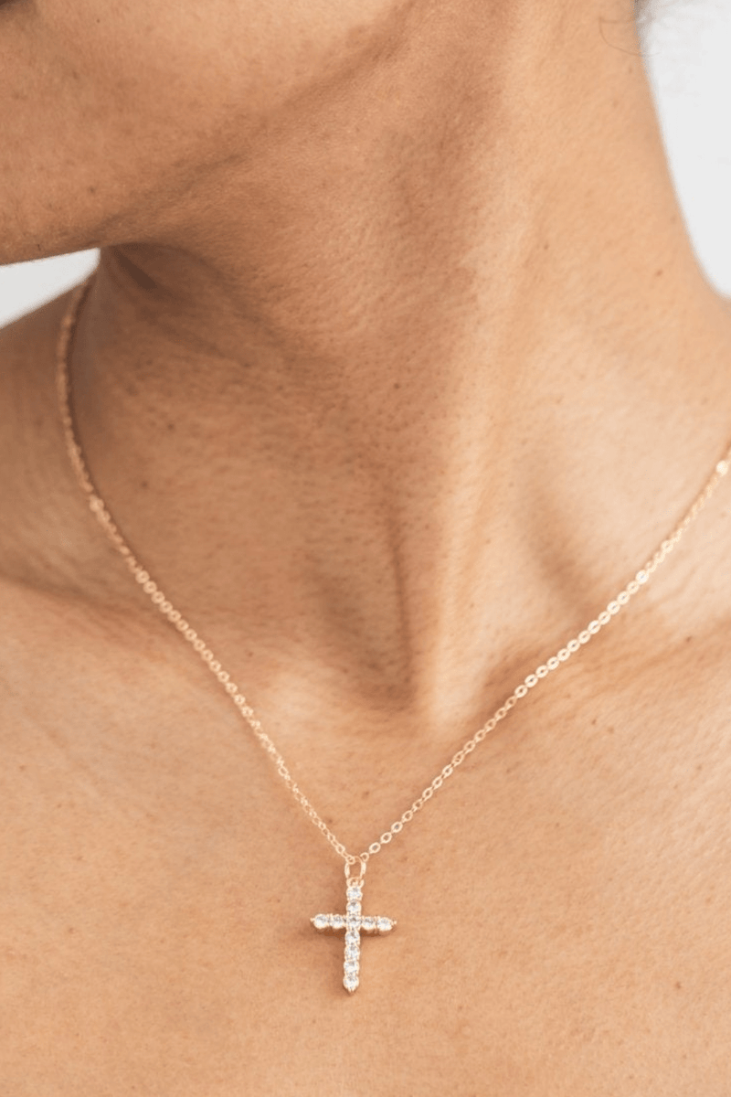 So Chic Luxe Cross Necklace 18k Gold Plated - A Meaningful Mood