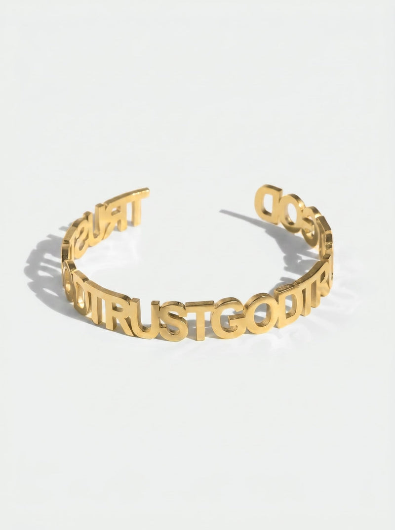 Trust God Bold Bangle 18k Gold-Plated - A Meaningful Mood