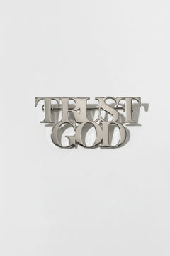 Trust God Small Pin Stainless Steel - A Meaningful Mood